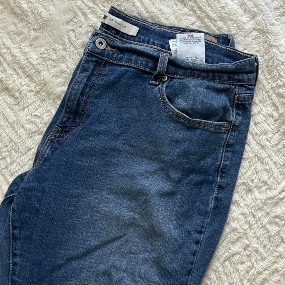 Levi’s bootcut jeans